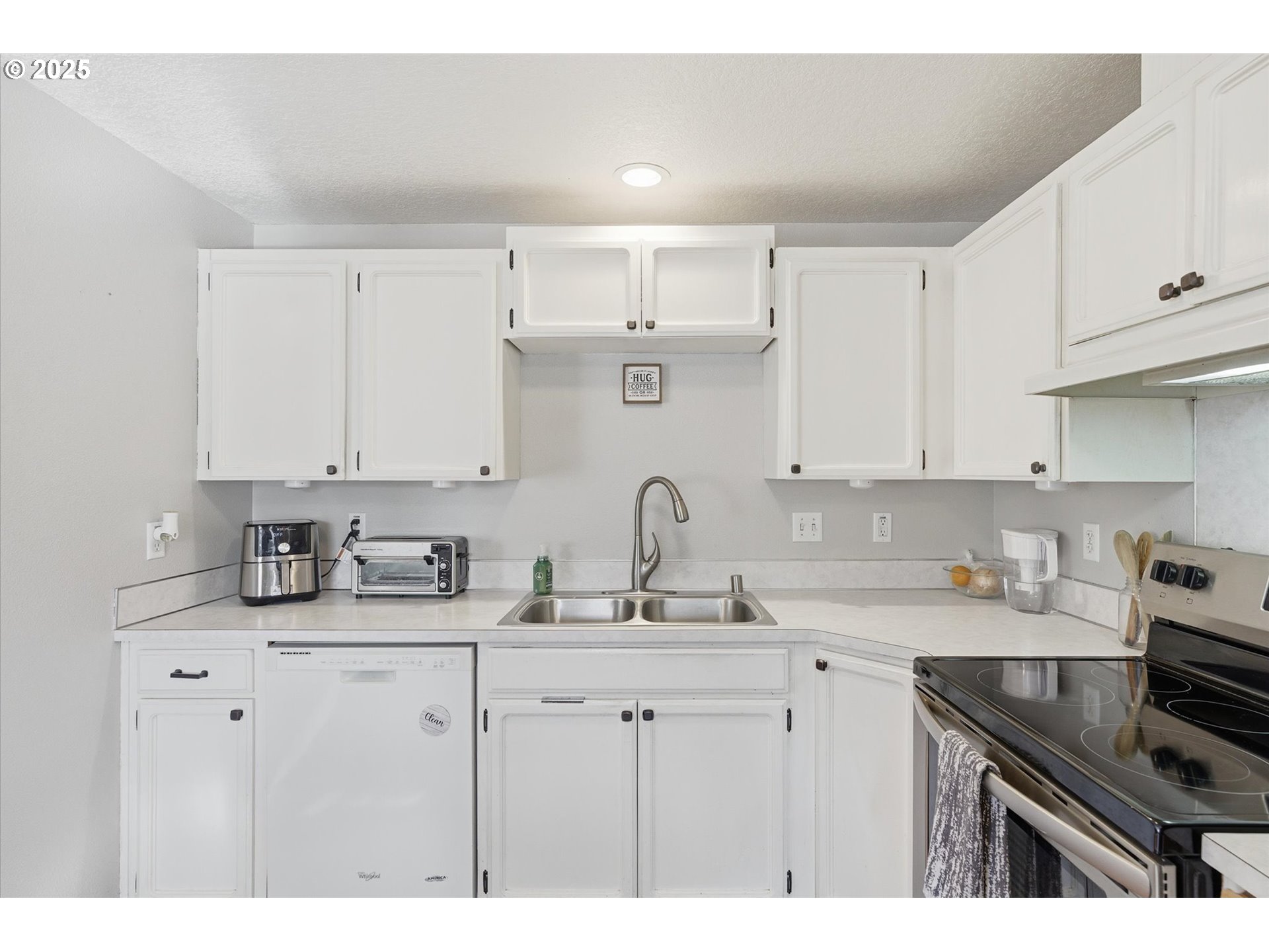 property viewer photo 14