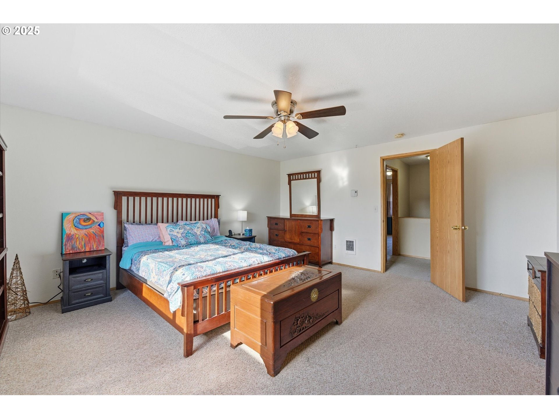 property viewer photo 25