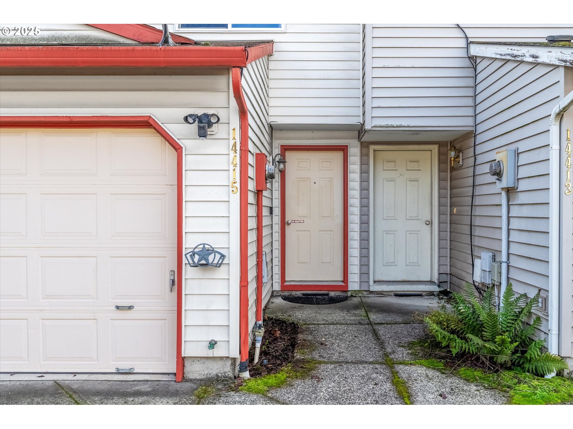 property viewer photo 3