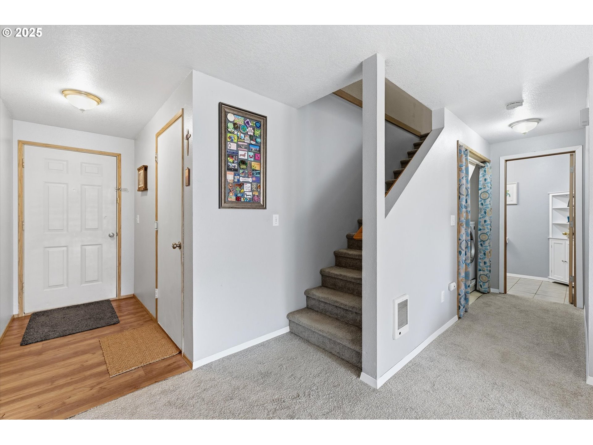 property viewer photo 4