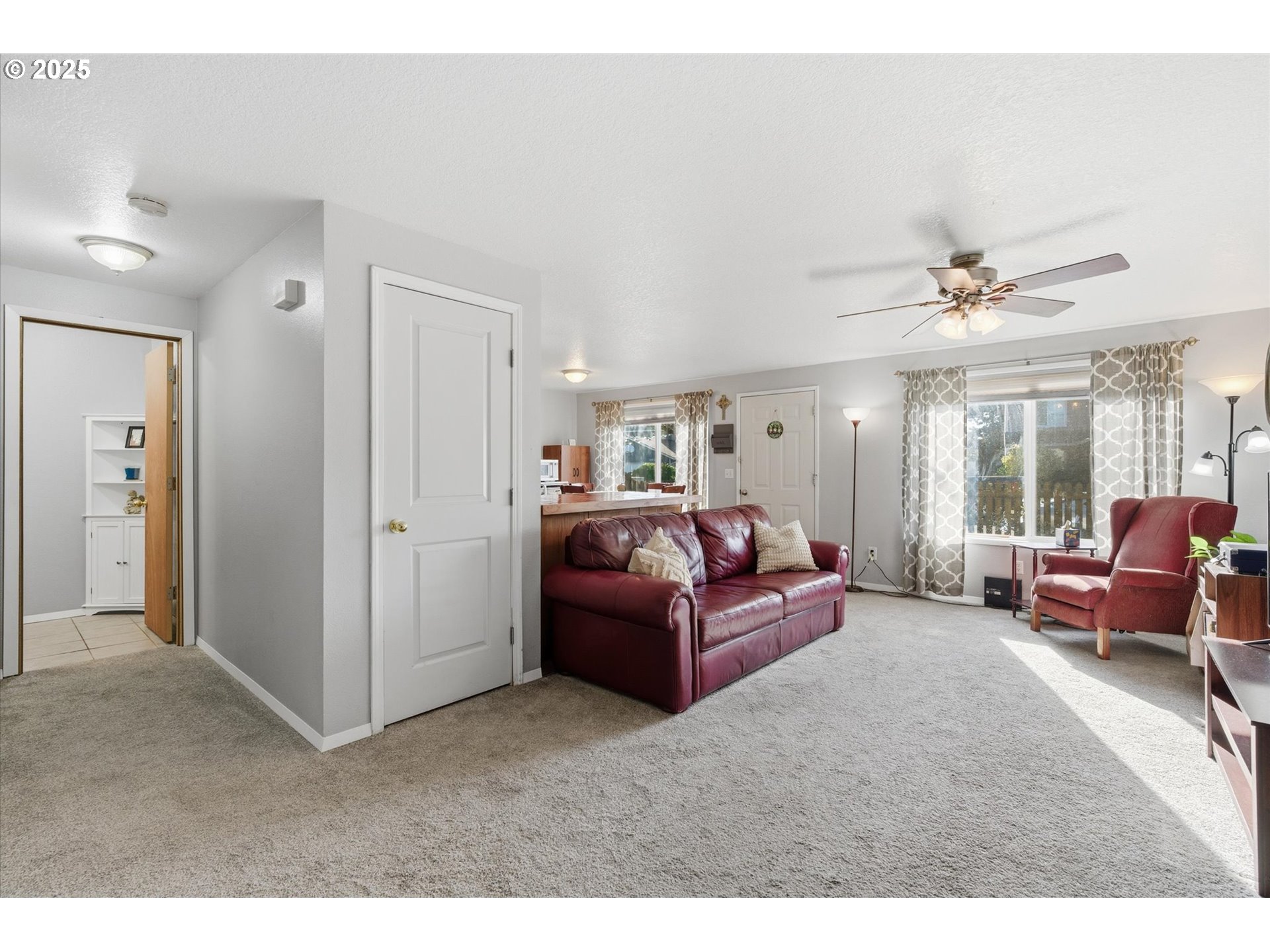 property viewer photo 5