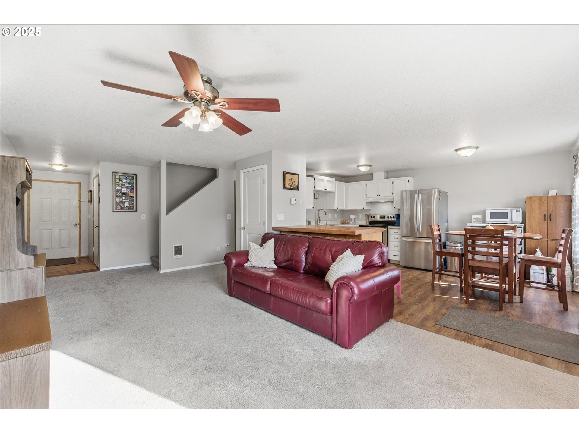 property viewer photo 8