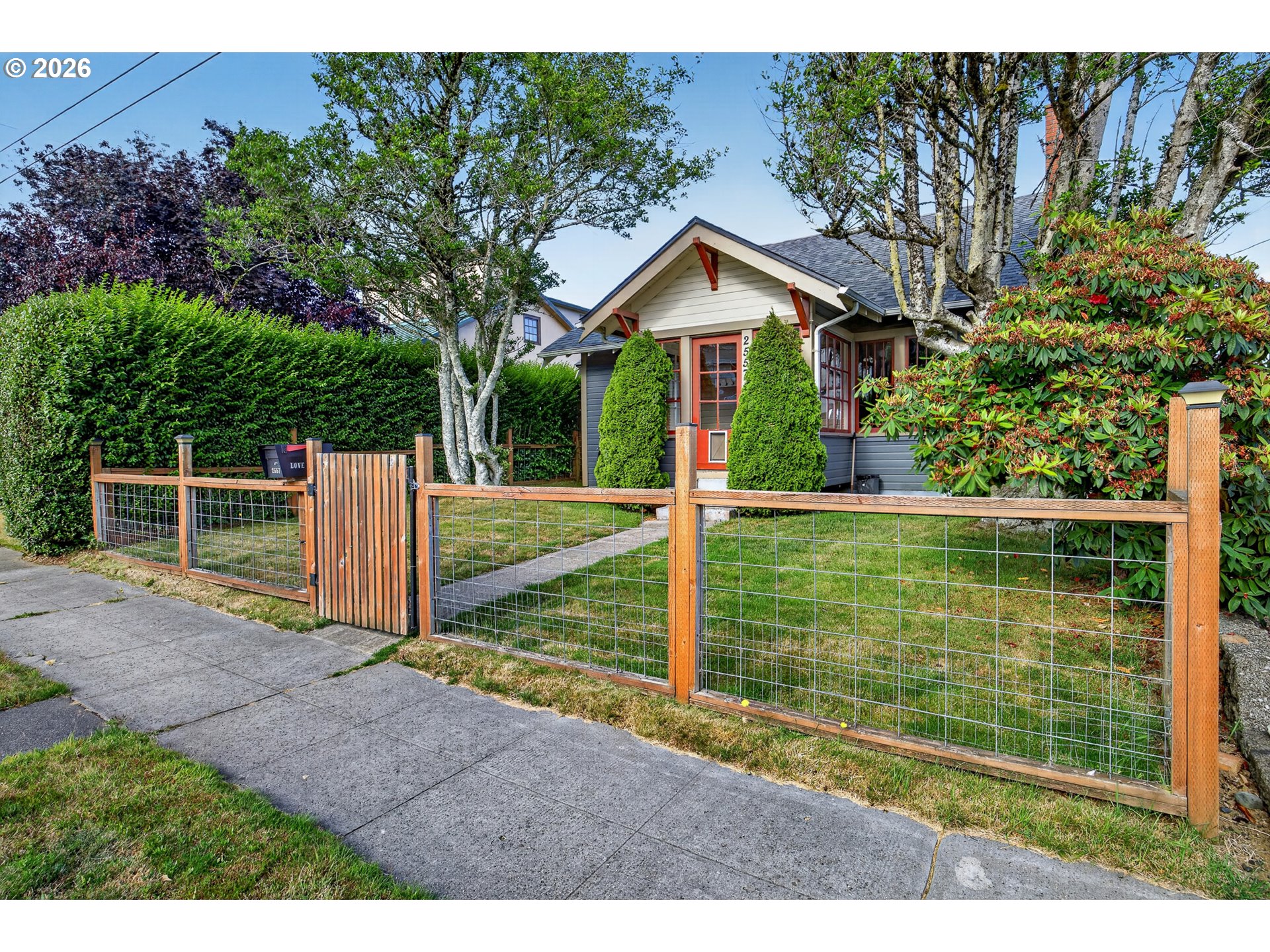 main property photo 47