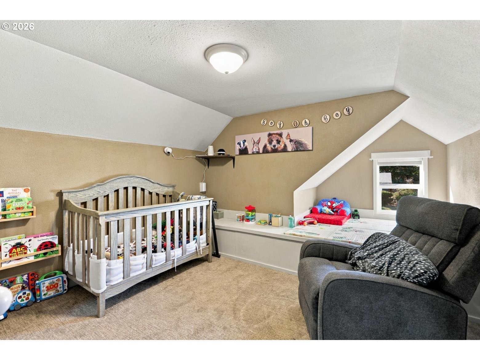 main property photo 19