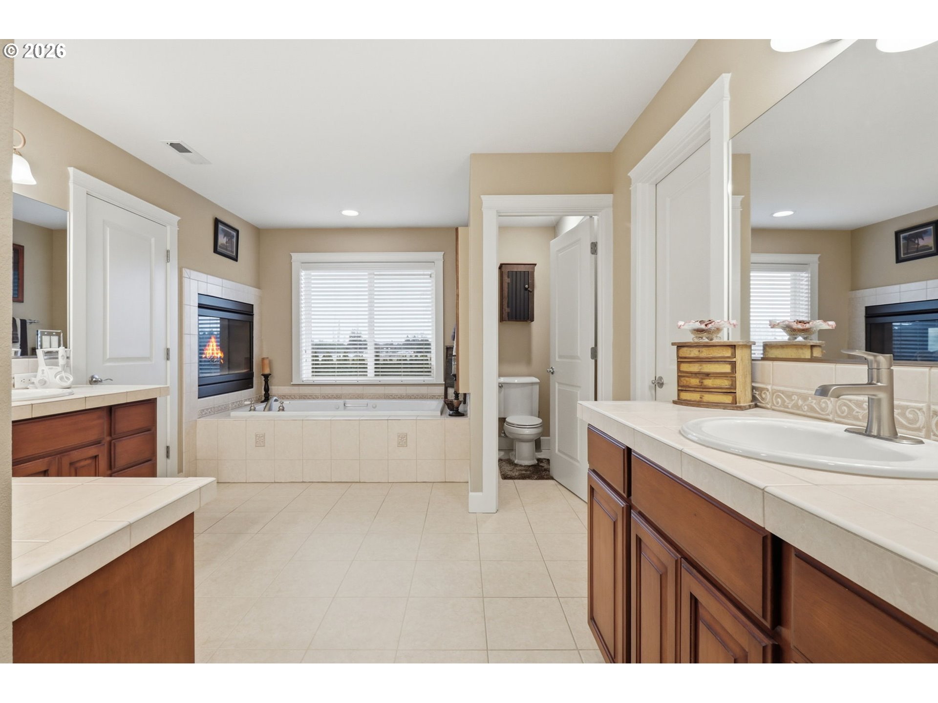 property viewer photo 22