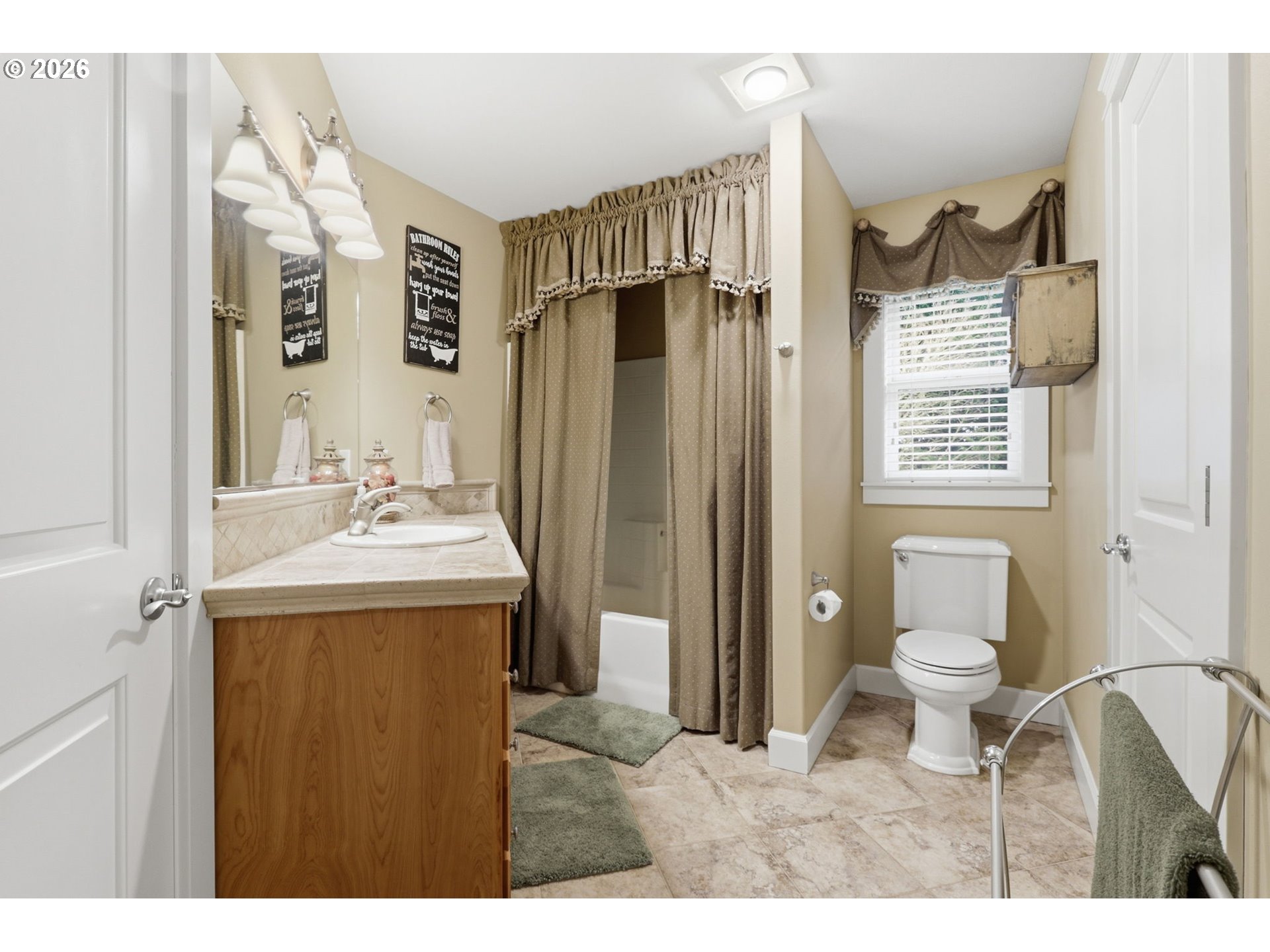 property viewer photo 28