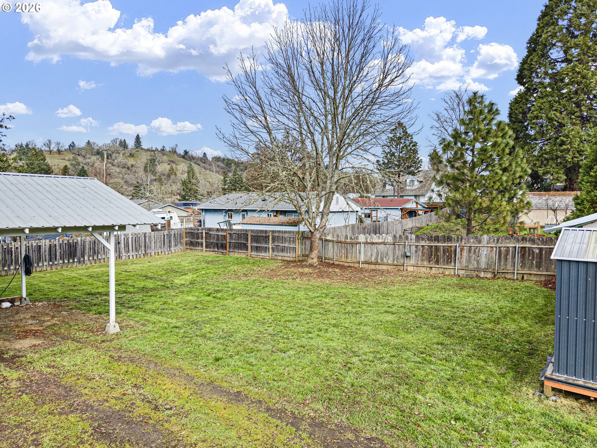 main property photo 41