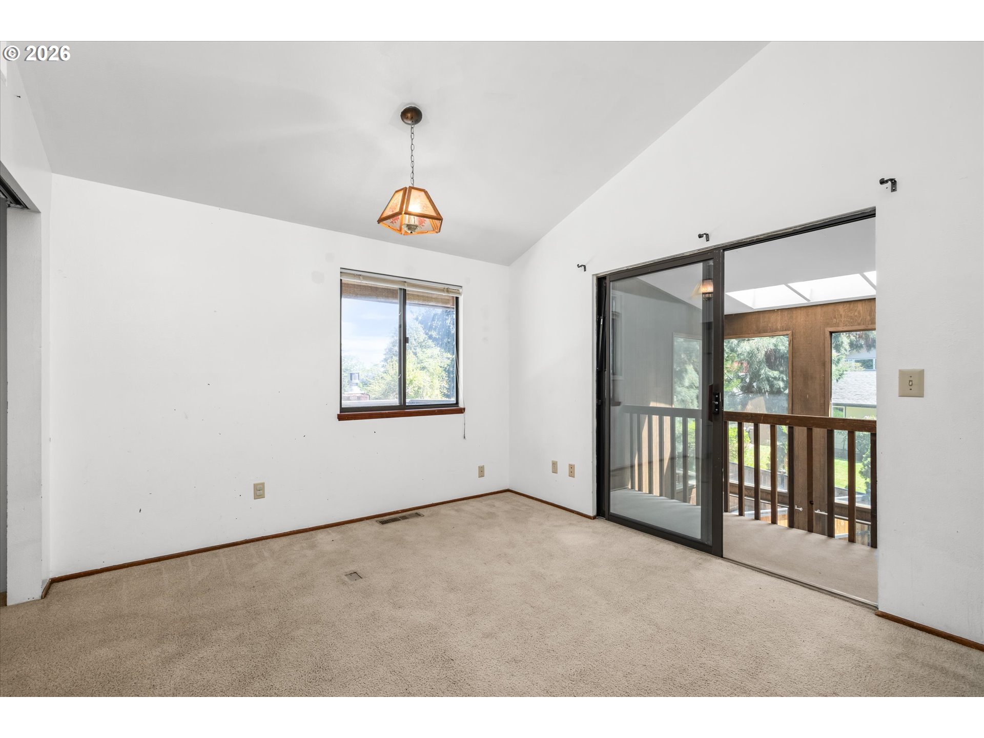 property viewer photo 16