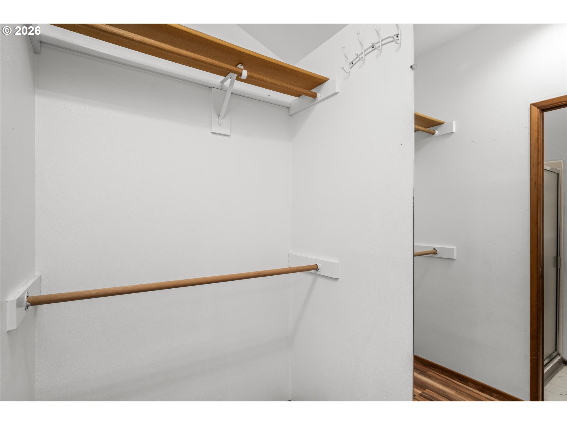 property viewer photo 22