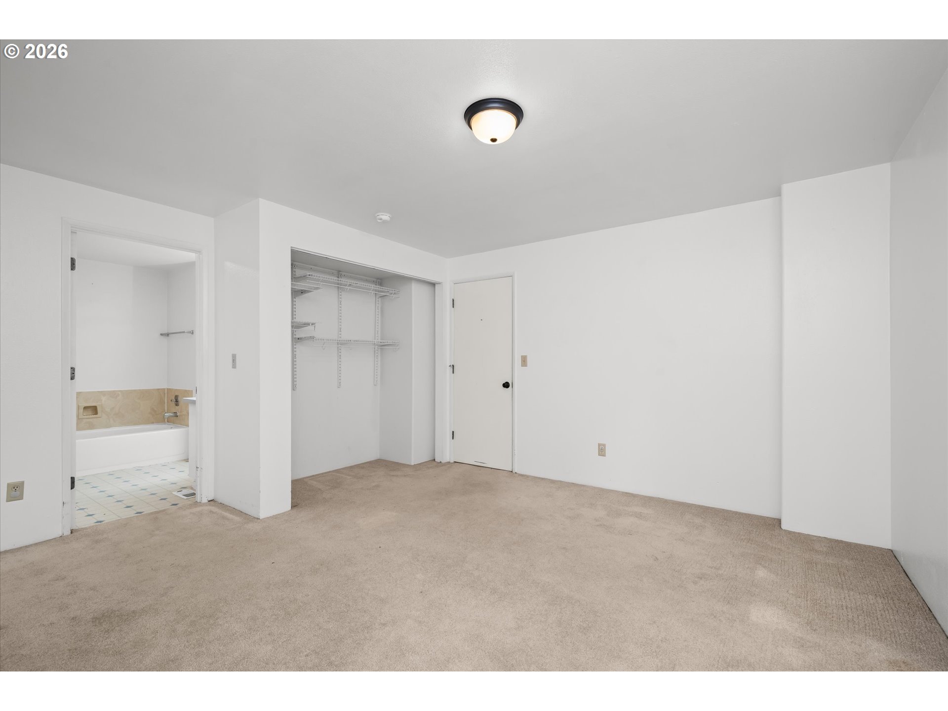property viewer photo 28