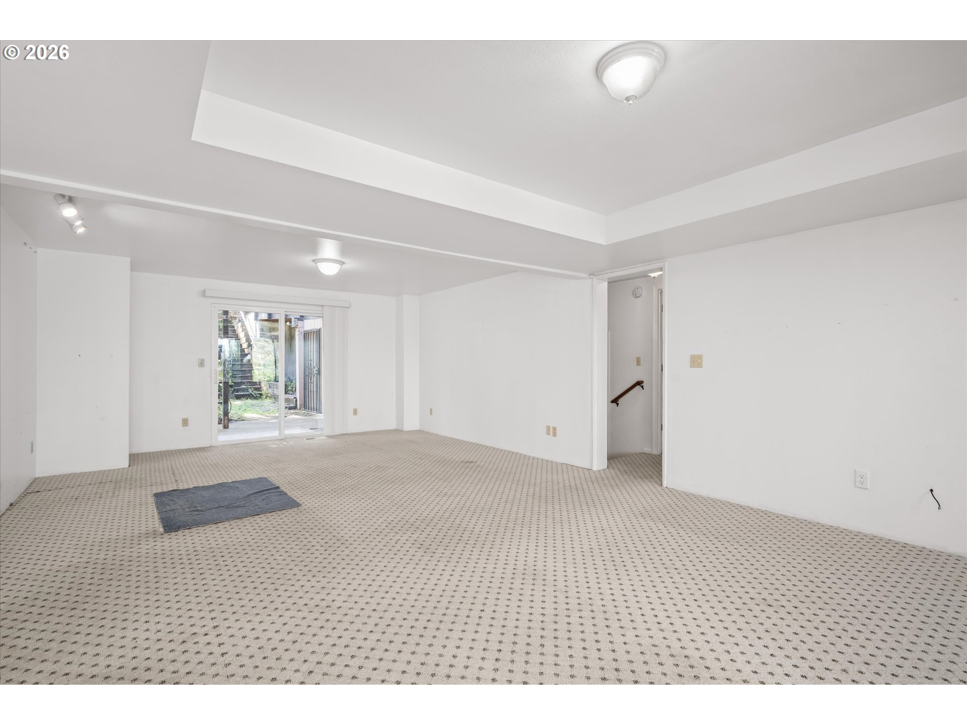 property viewer photo 34