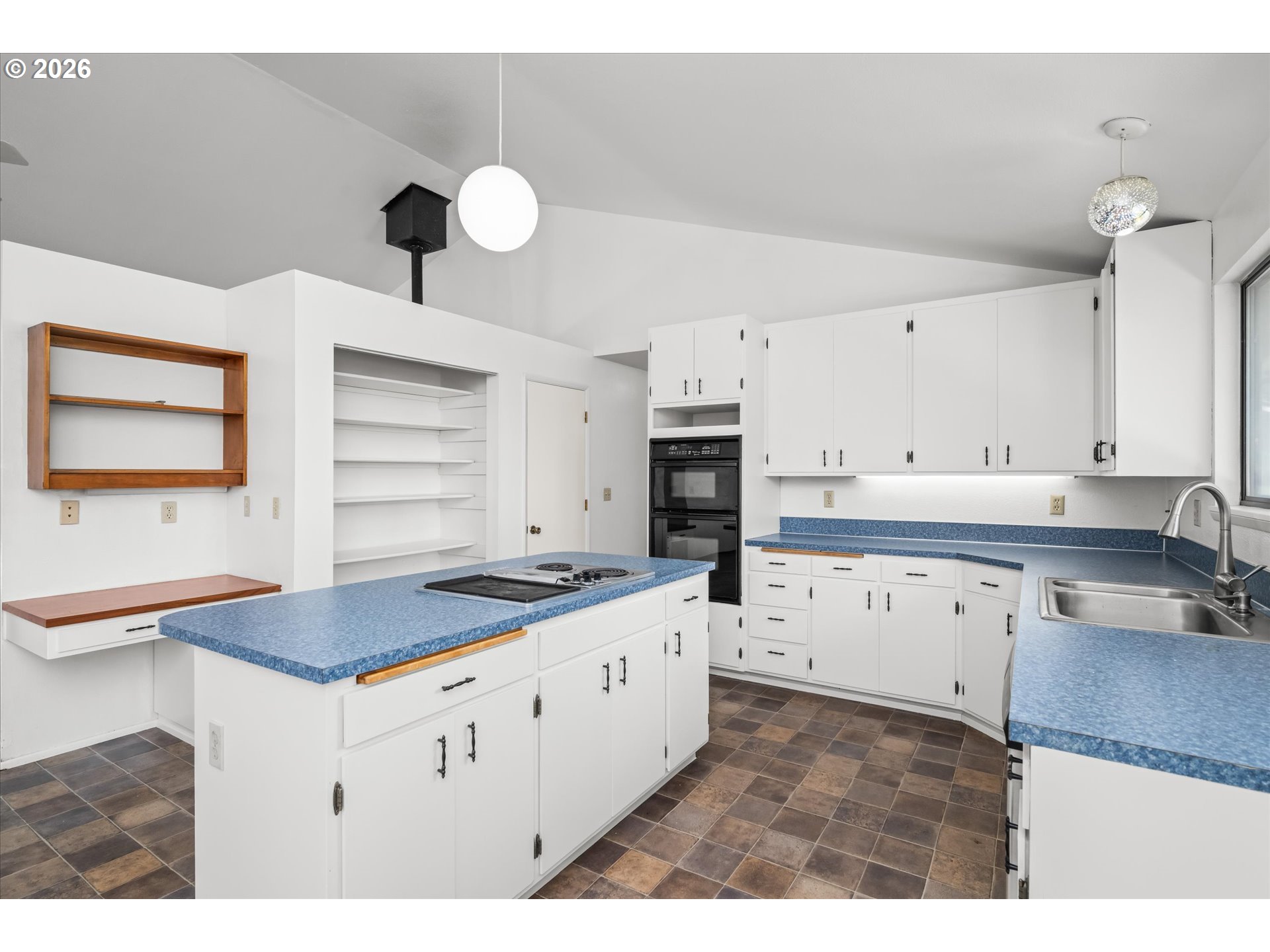 property viewer photo 8