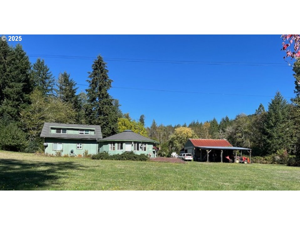 main property photo 32