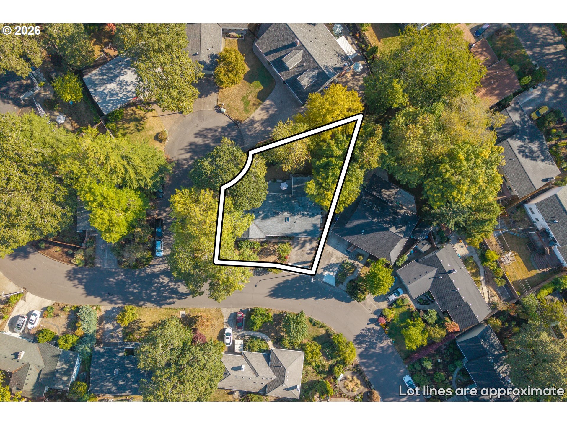main property photo 40