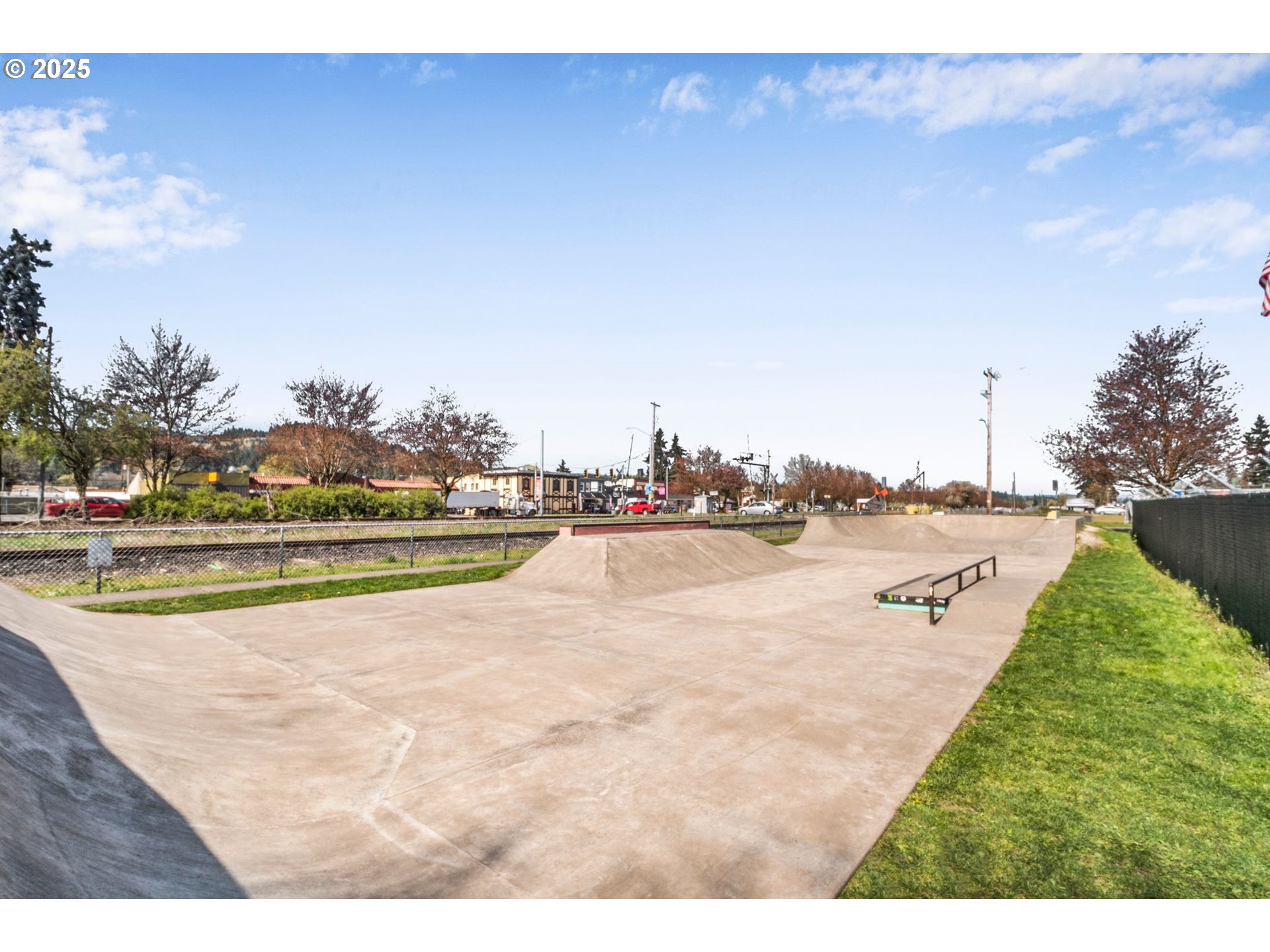 main property photo 24