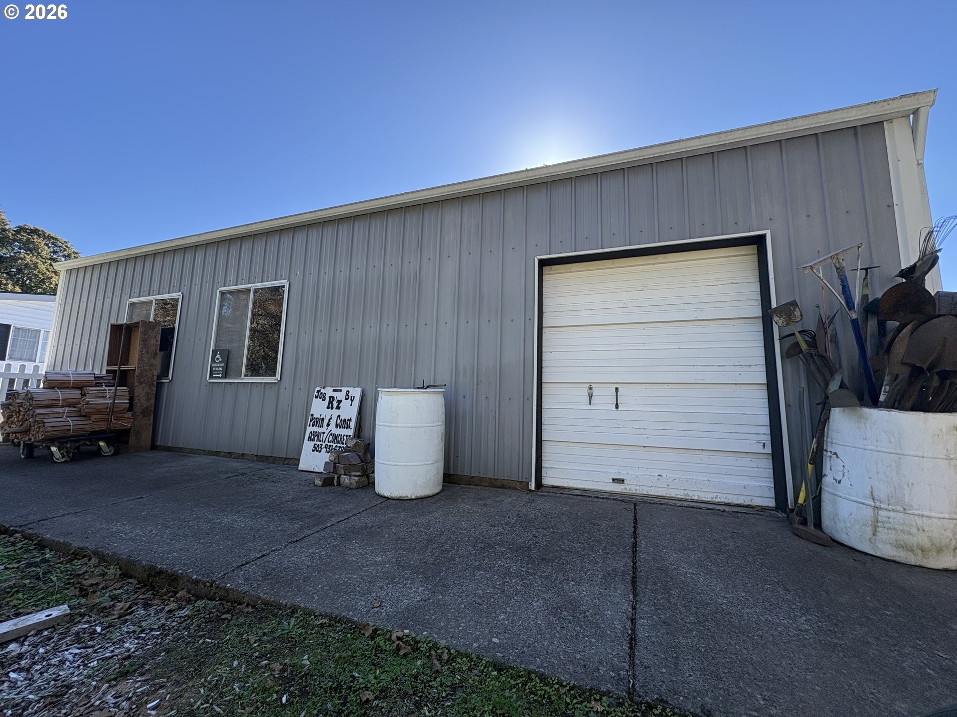 main property photo 3