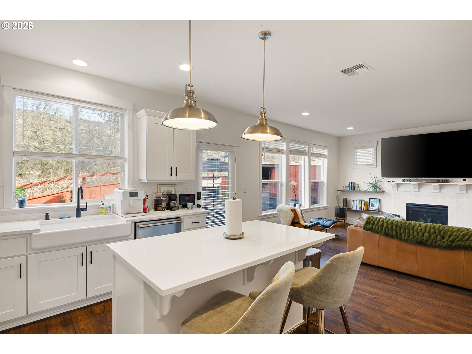 property viewer photo 26