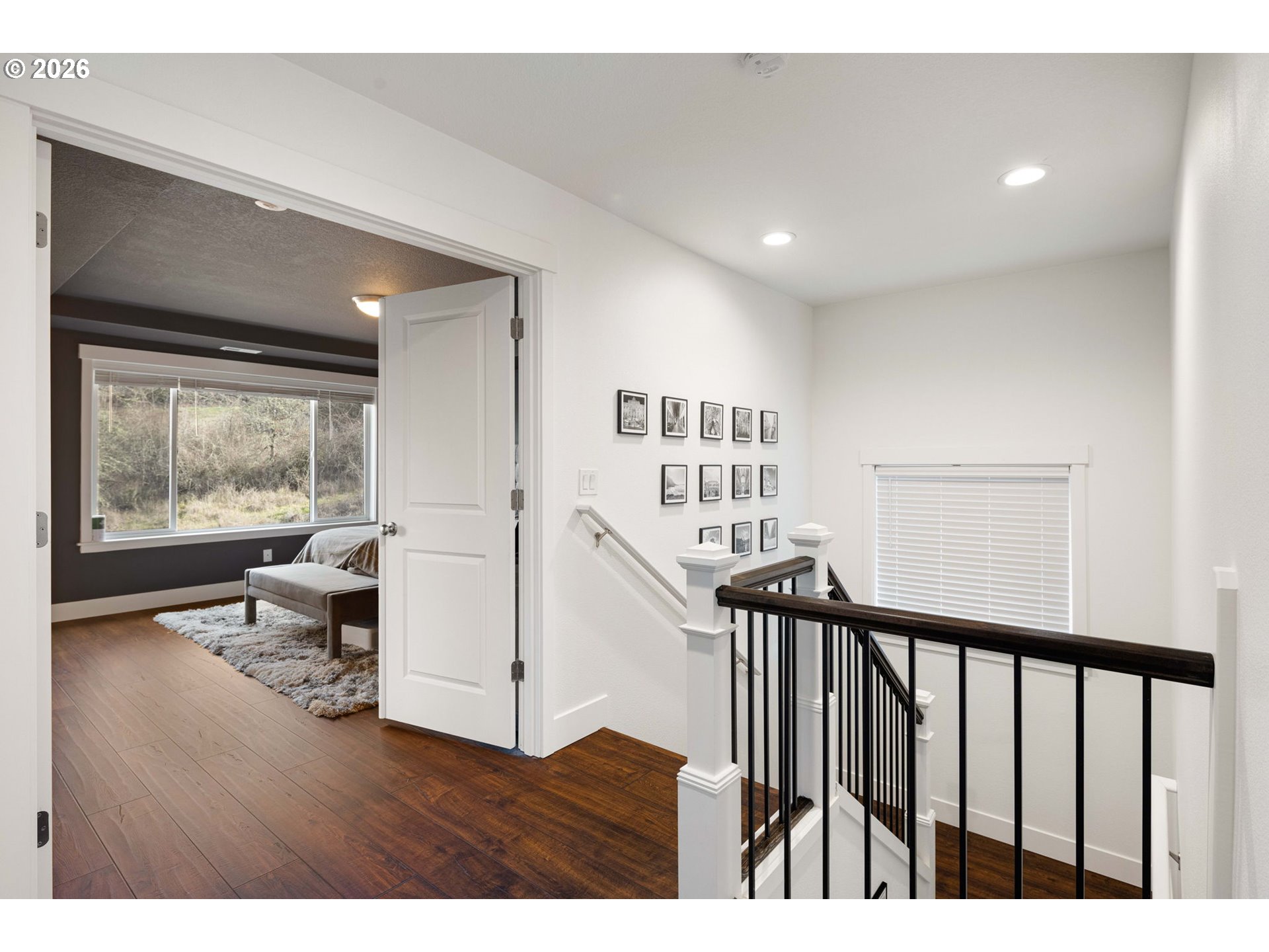 property viewer photo 31