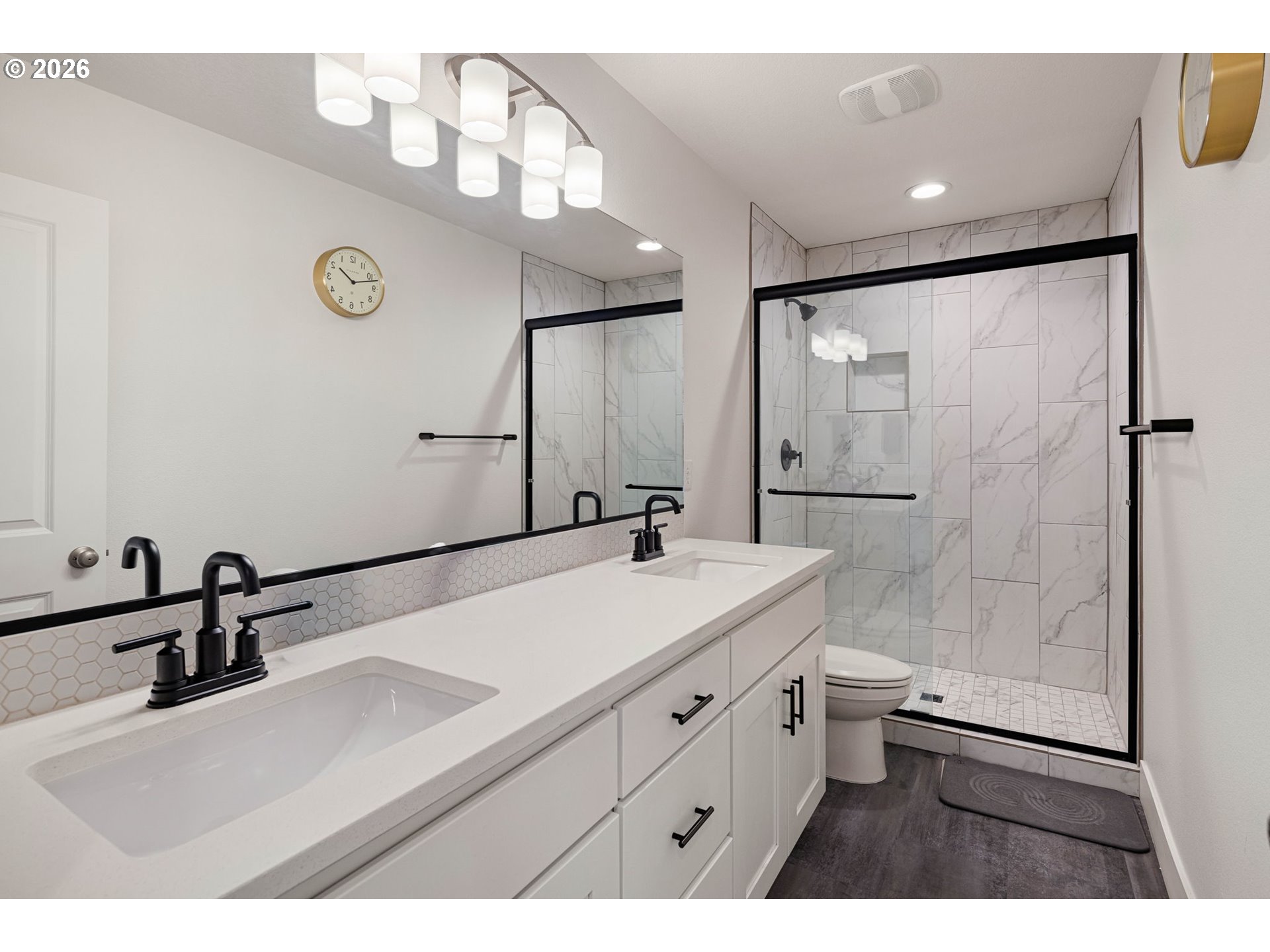 property viewer photo 38