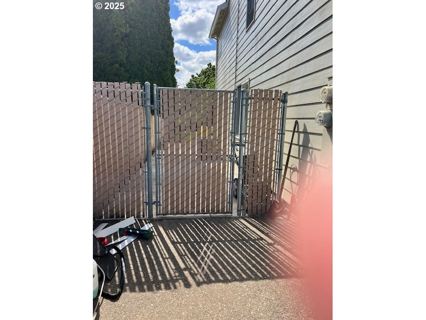 property viewer photo 10