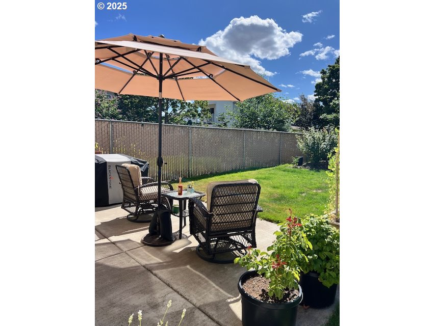 property viewer photo 2