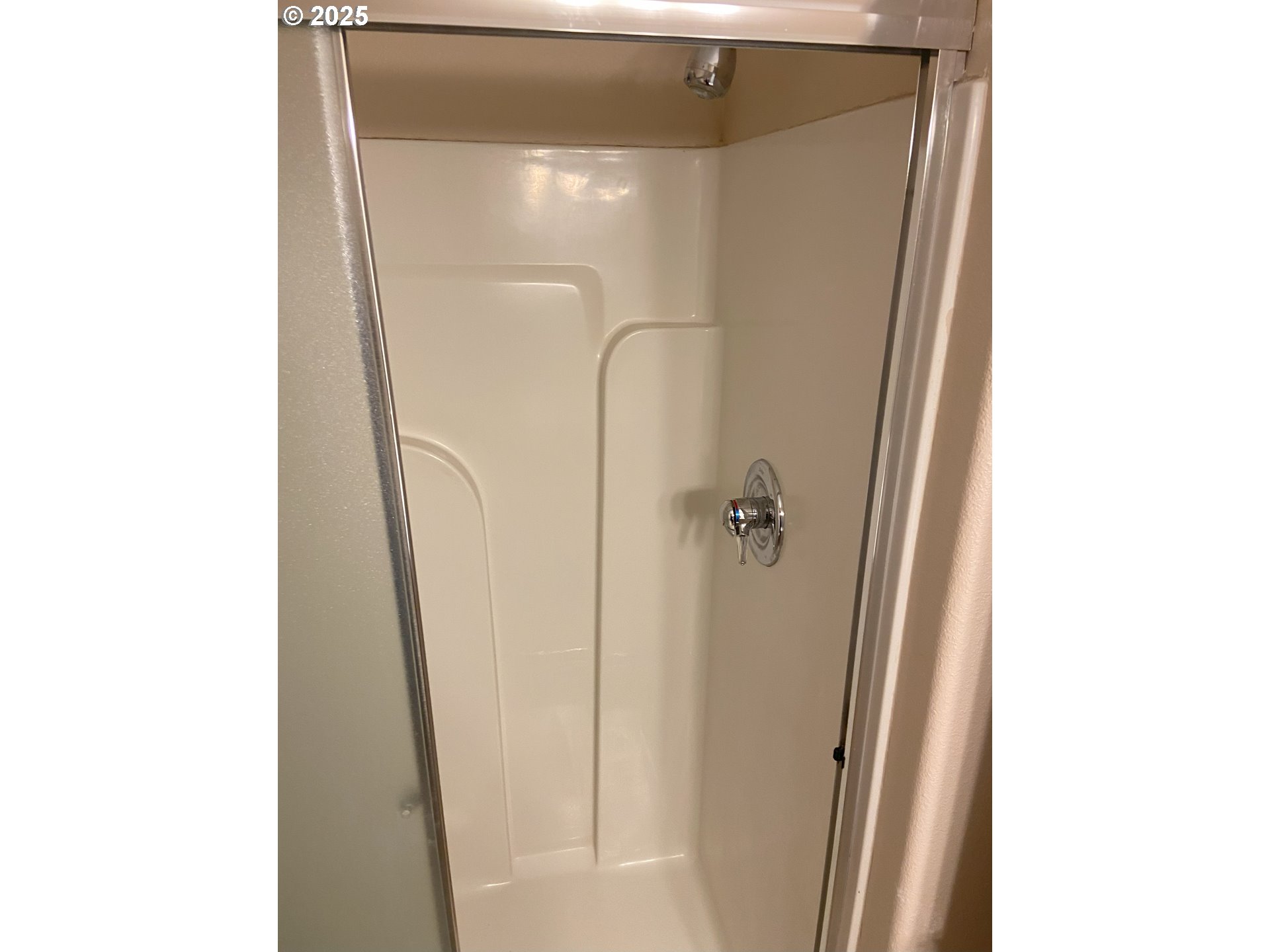 property viewer photo 27