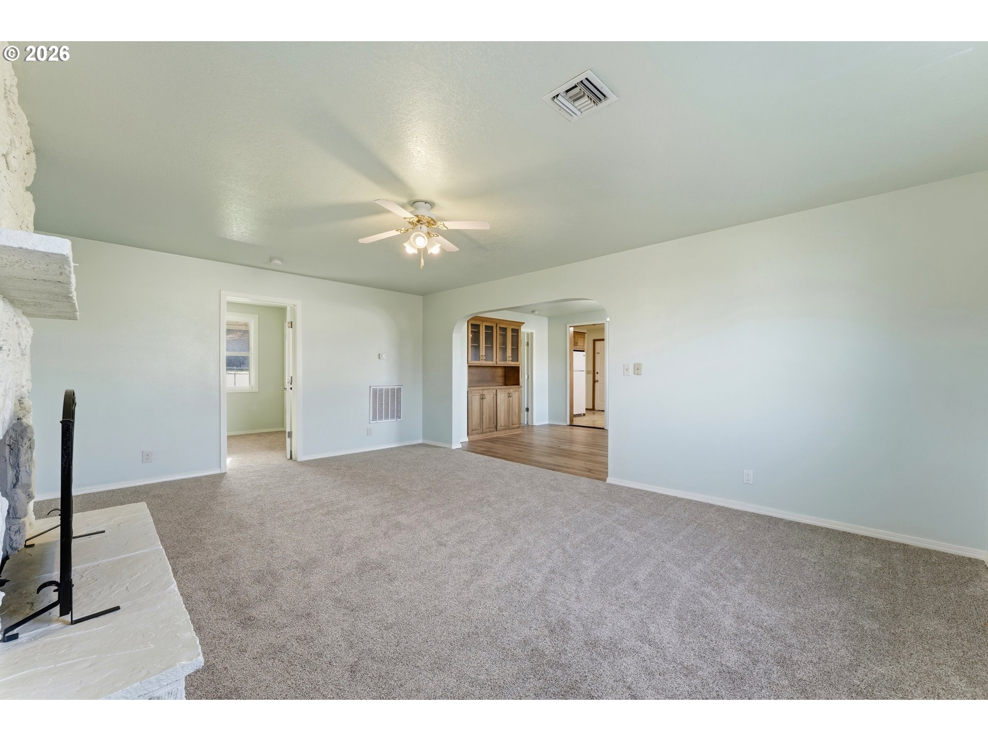 property viewer photo 10