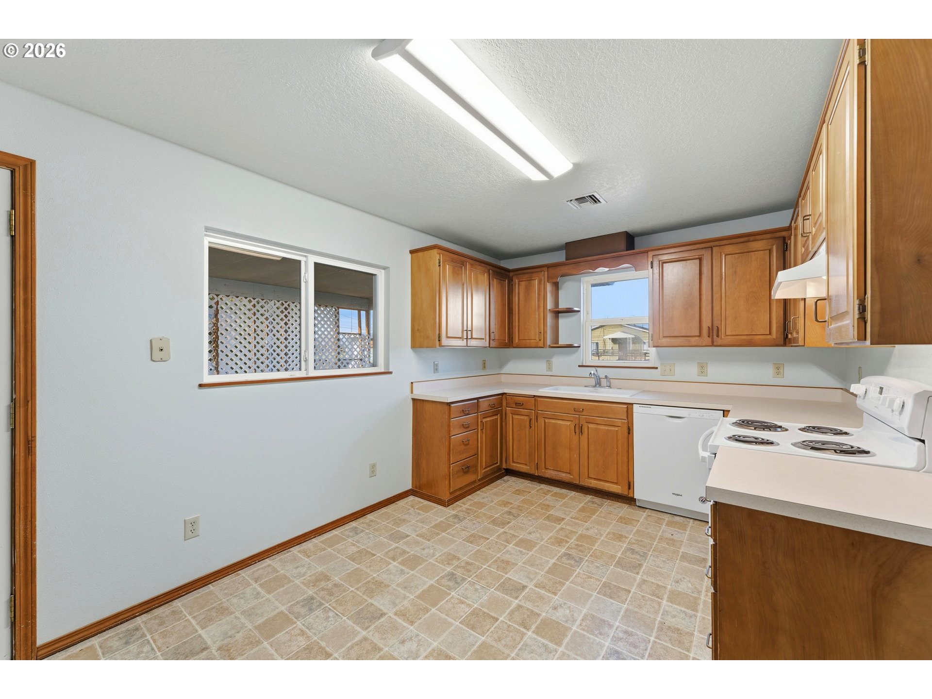 property viewer photo 13