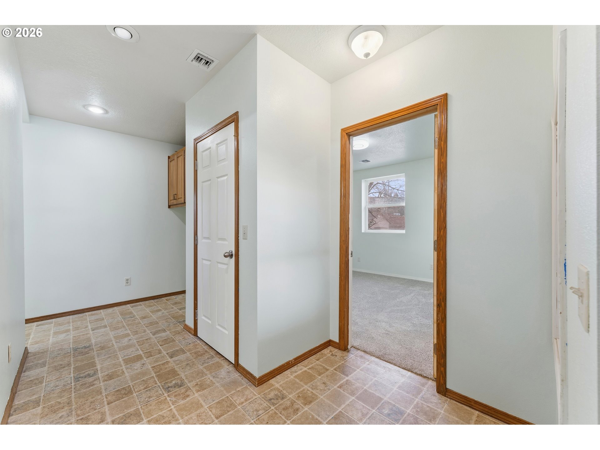 property viewer photo 18