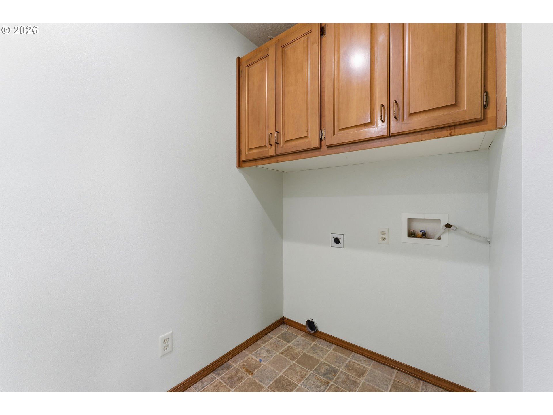 property viewer photo 24