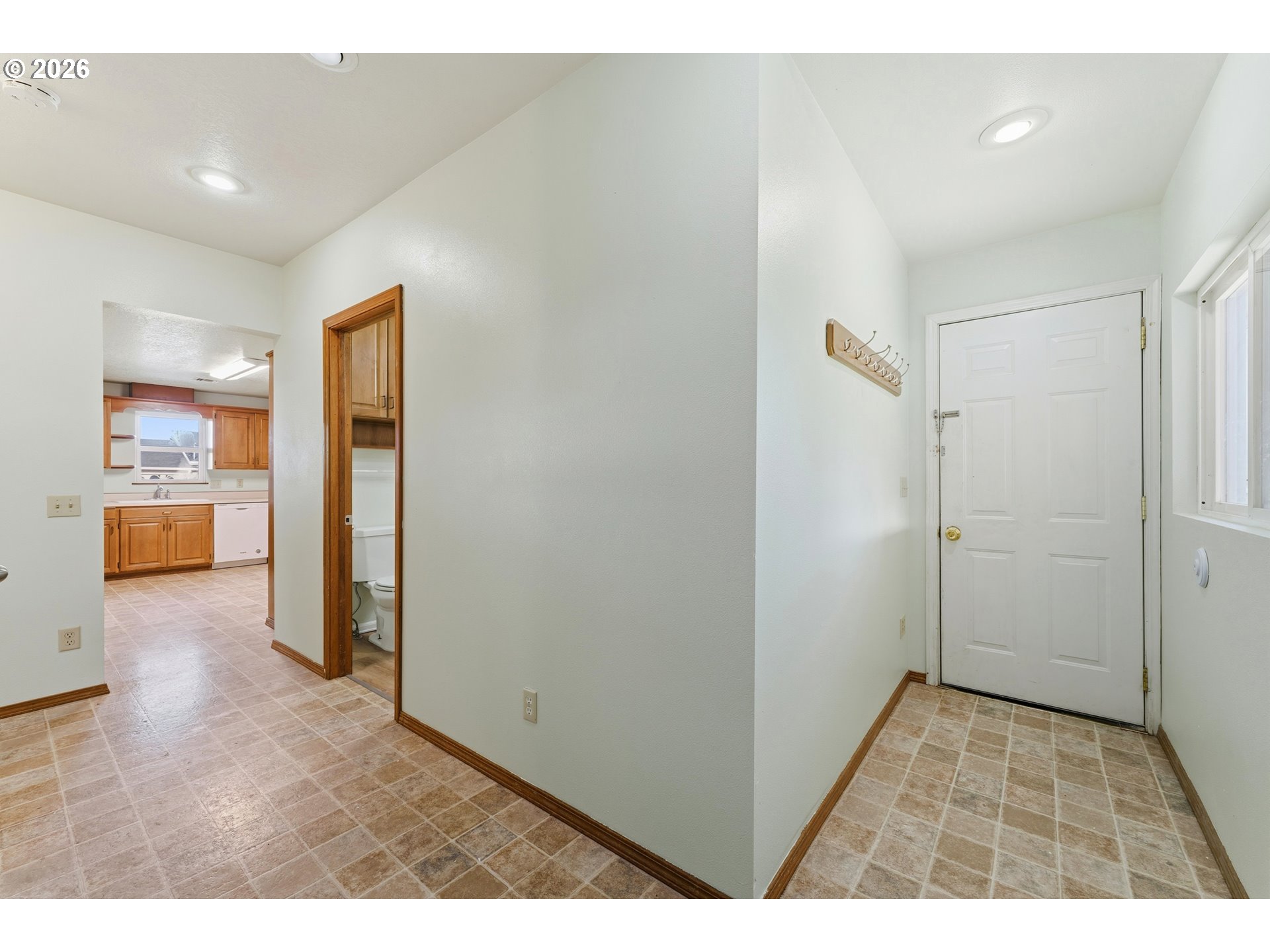 property viewer photo 25