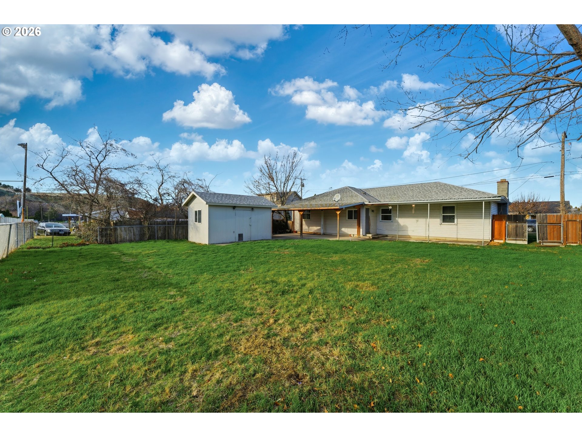 property viewer photo 26