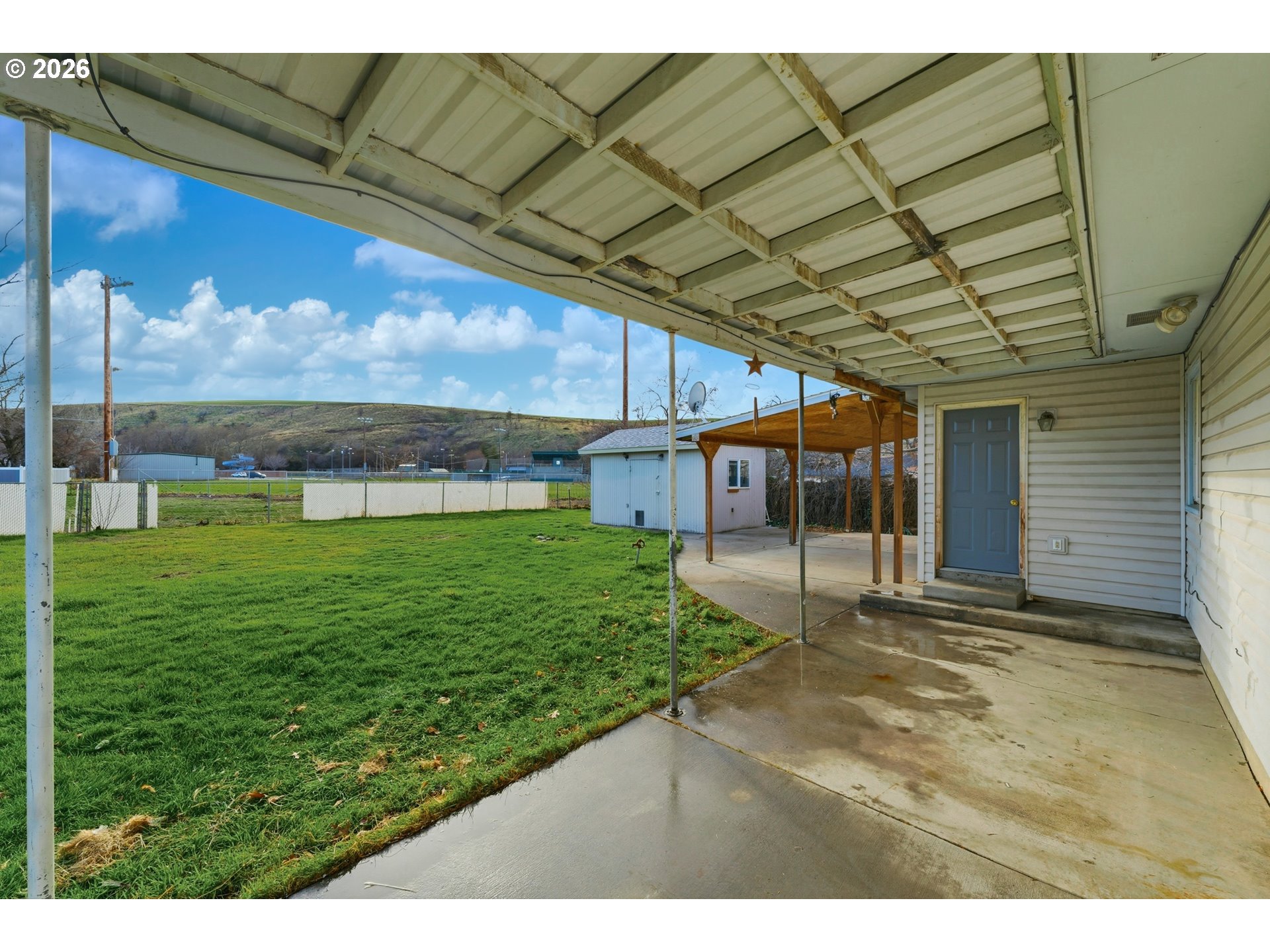 property viewer photo 3