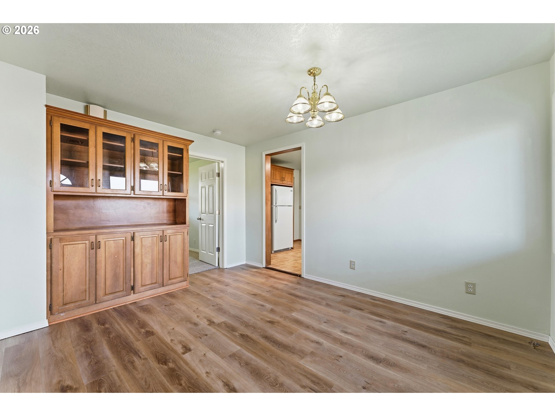 property viewer photo 7