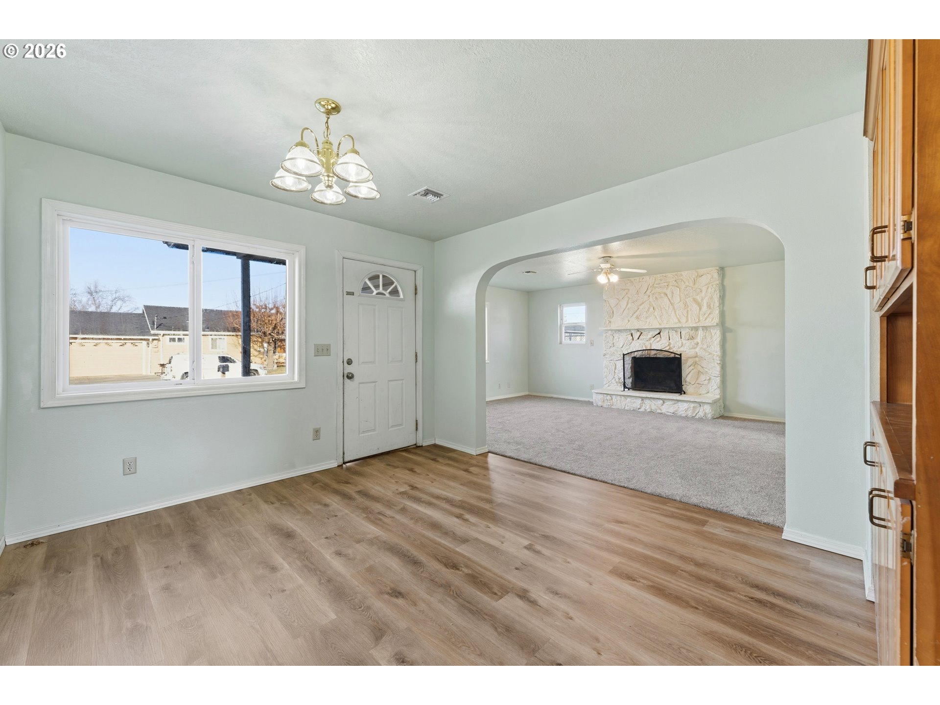 property viewer photo 8
