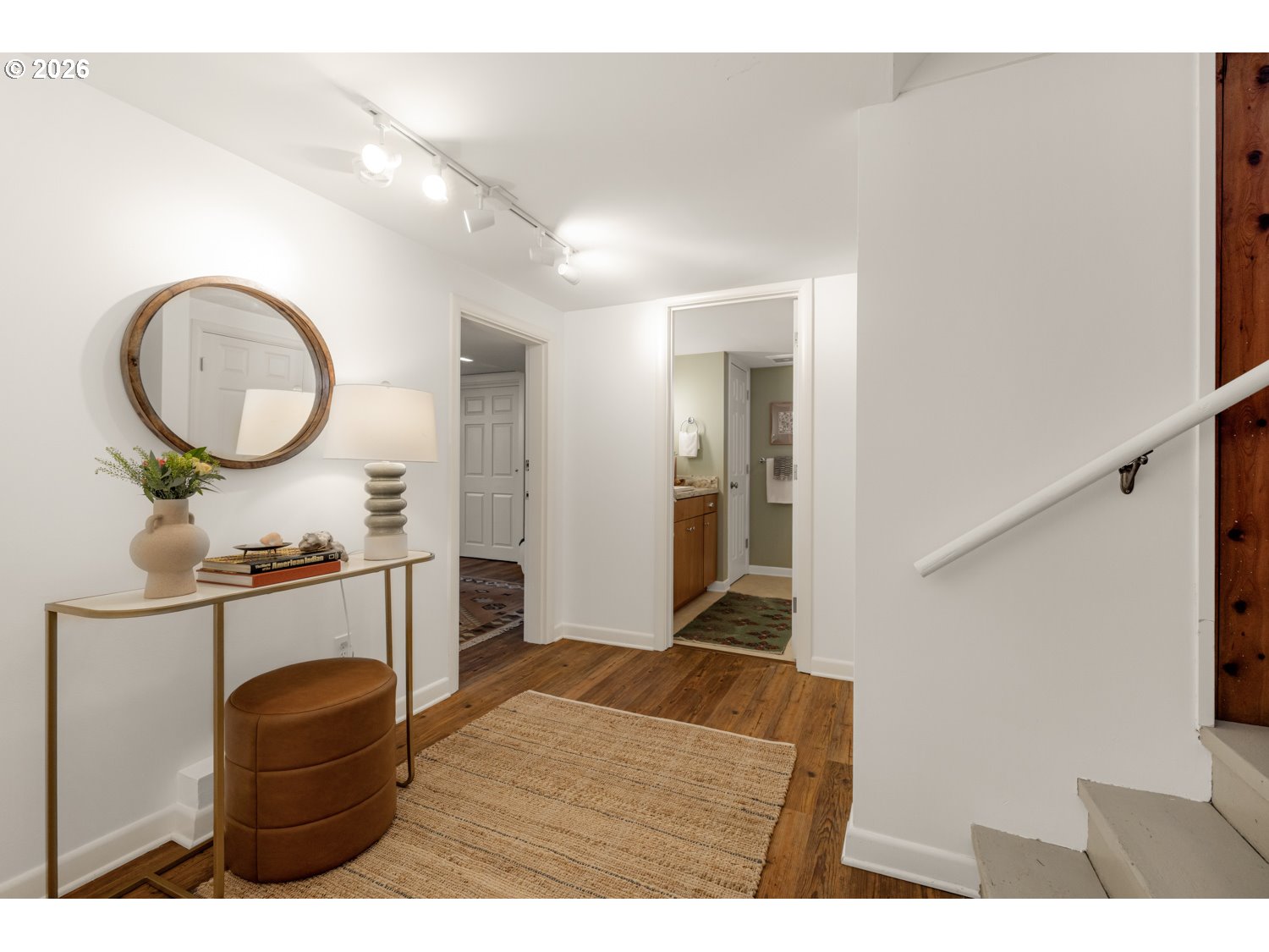 property viewer photo 23