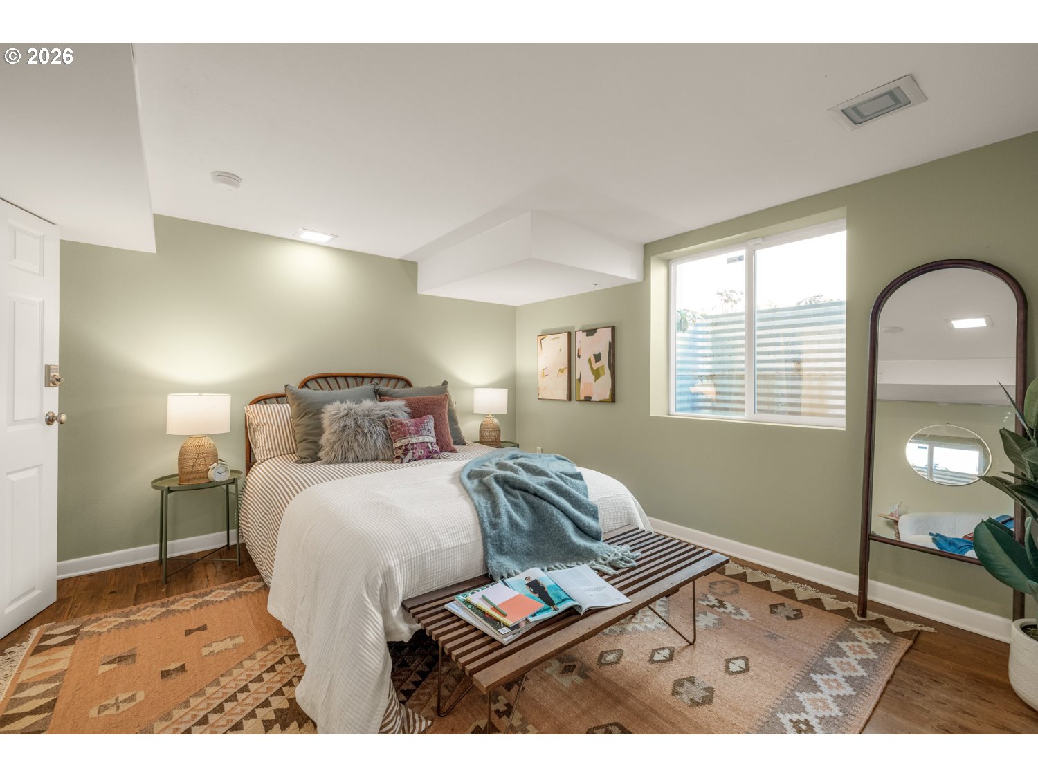 property viewer photo 24