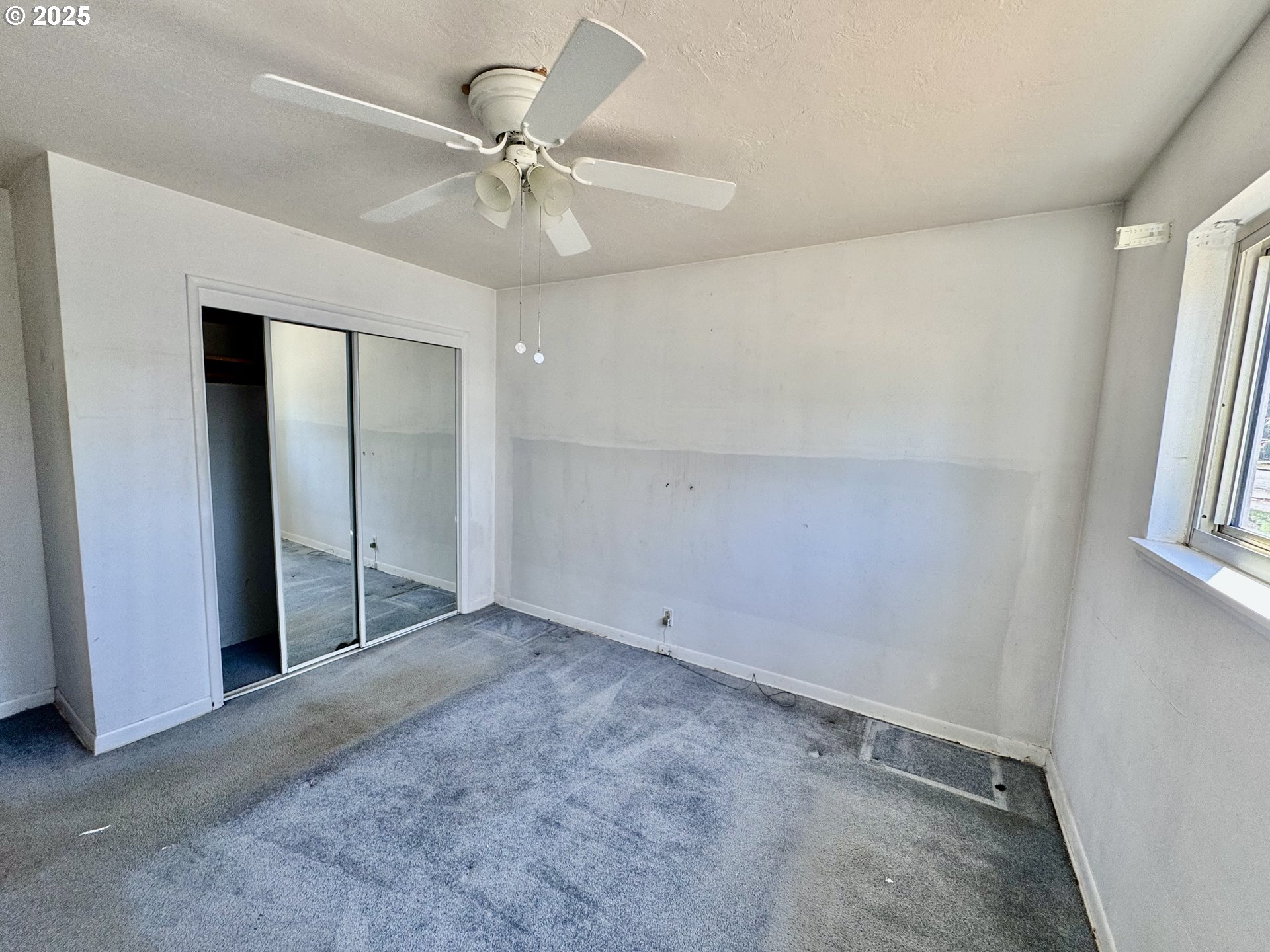 property viewer photo 10