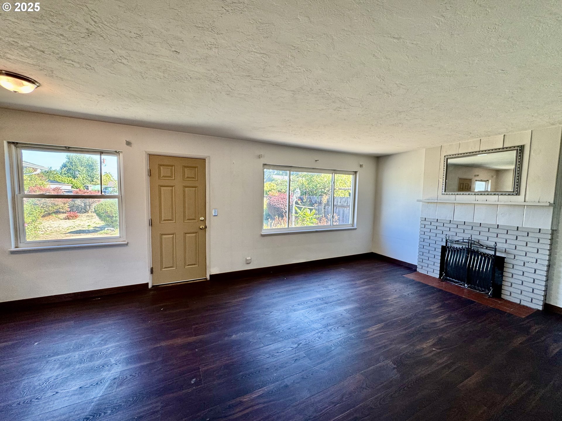 property viewer photo 12