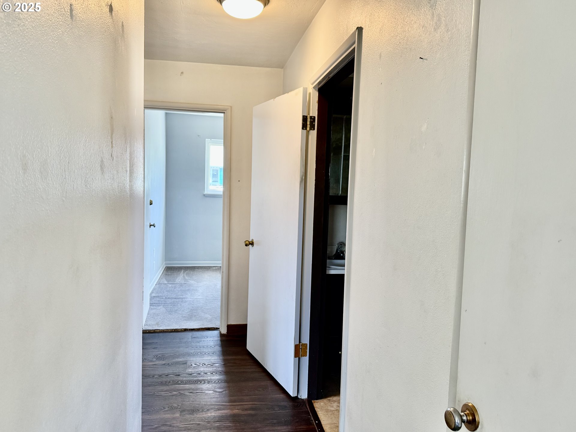 property viewer photo 6