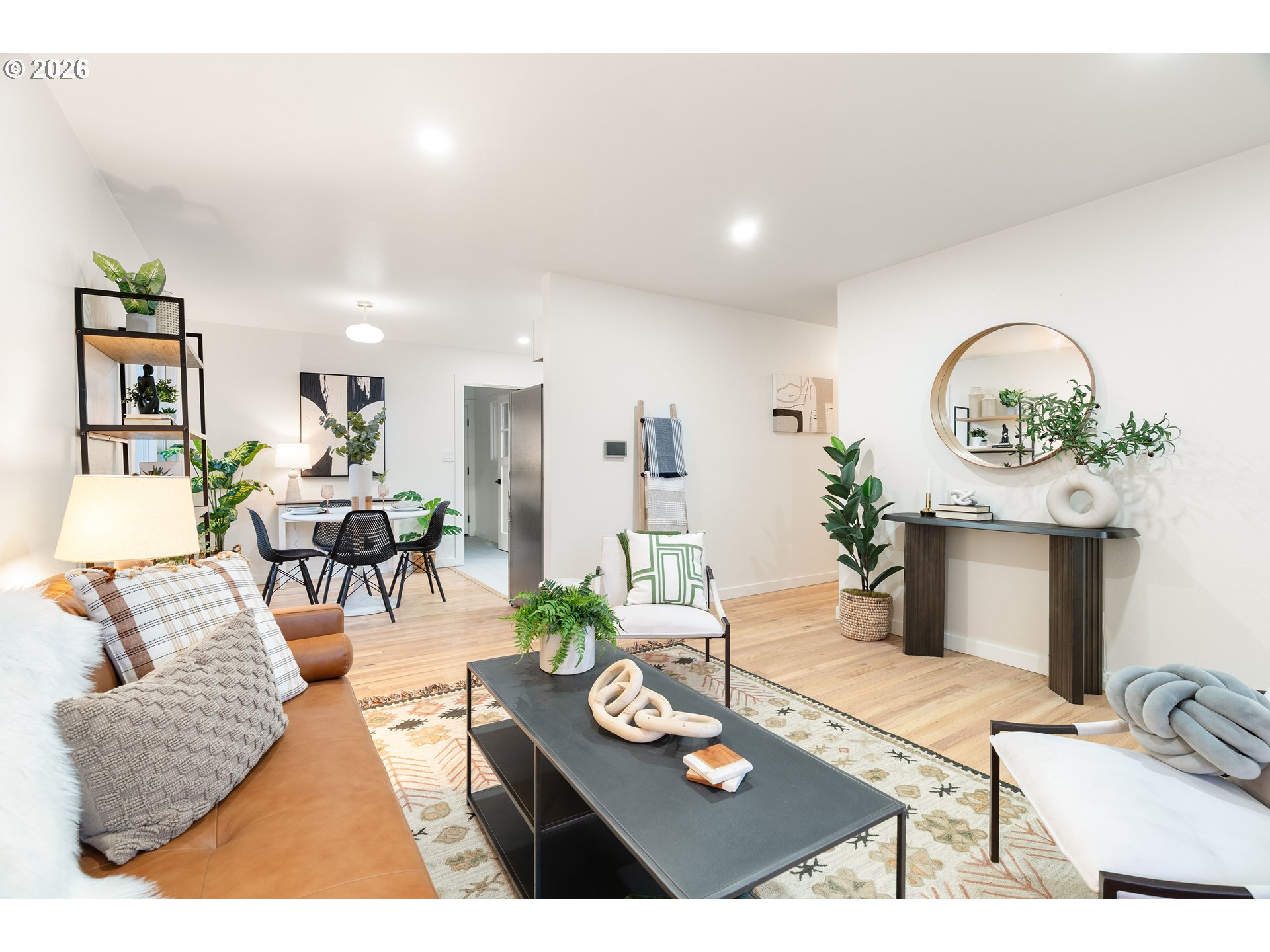 property viewer photo 7