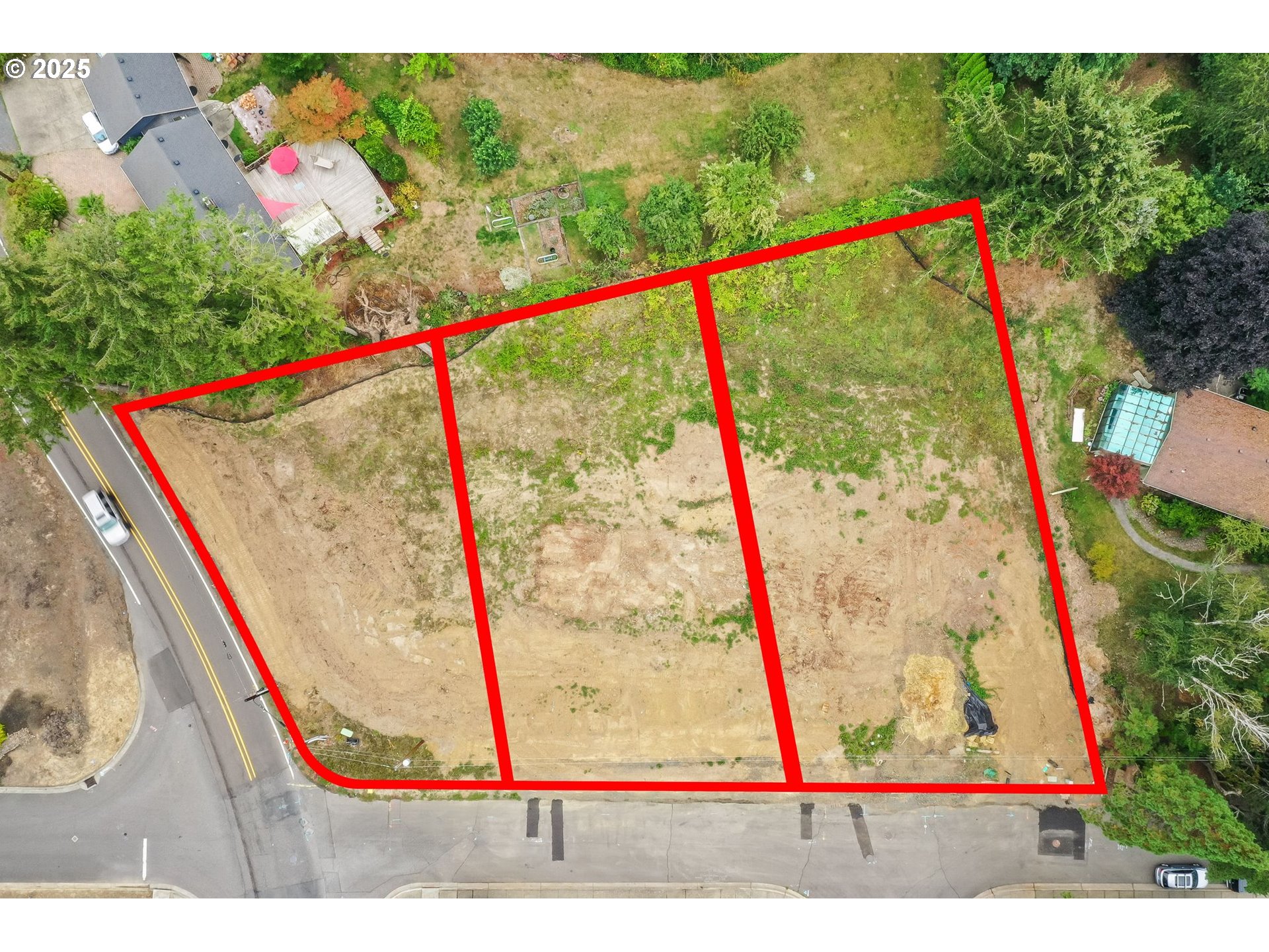 main property photo 26