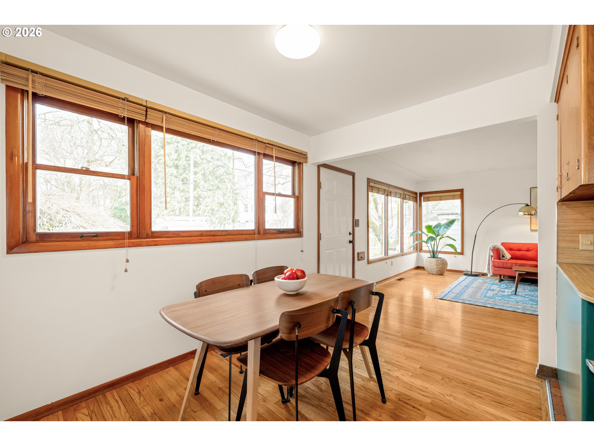 property viewer photo 10