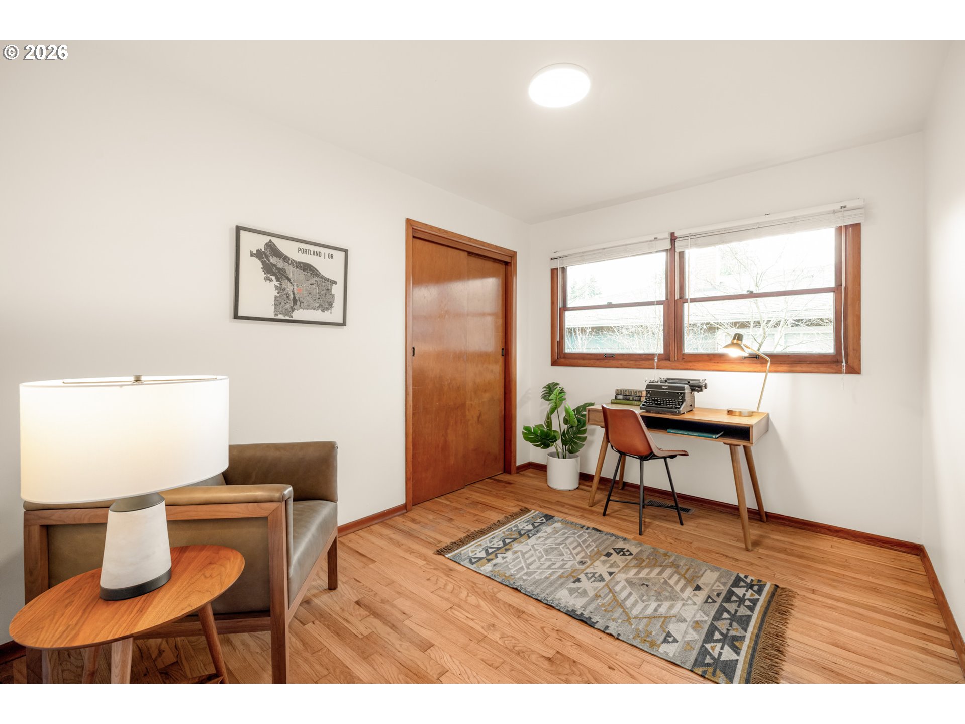 property viewer photo 18