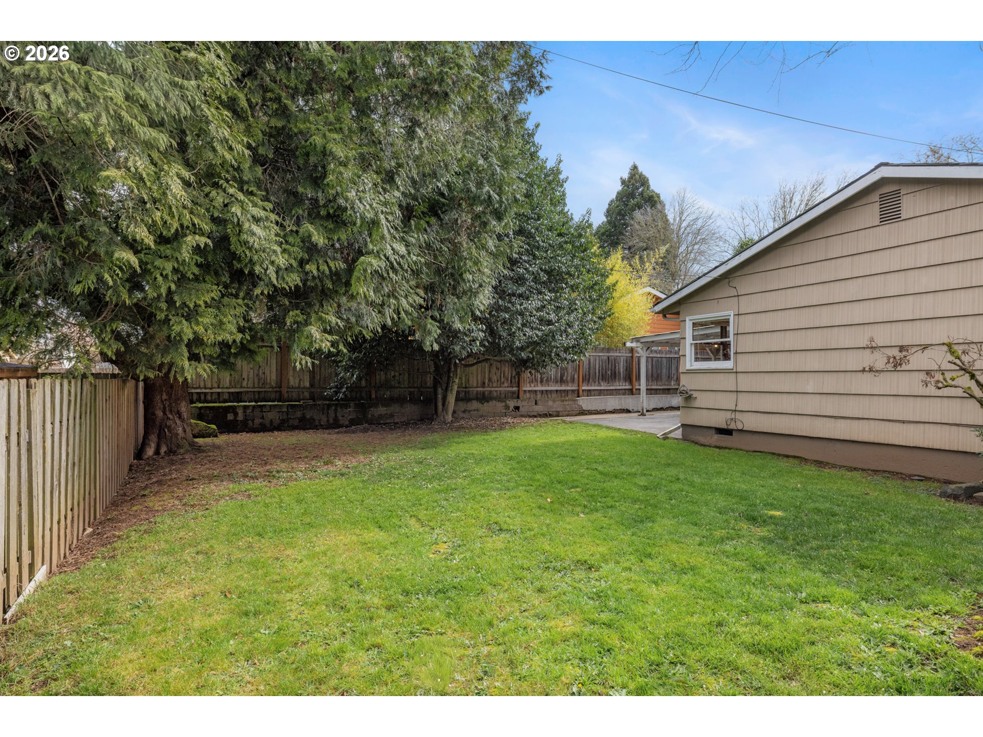 property viewer photo 32