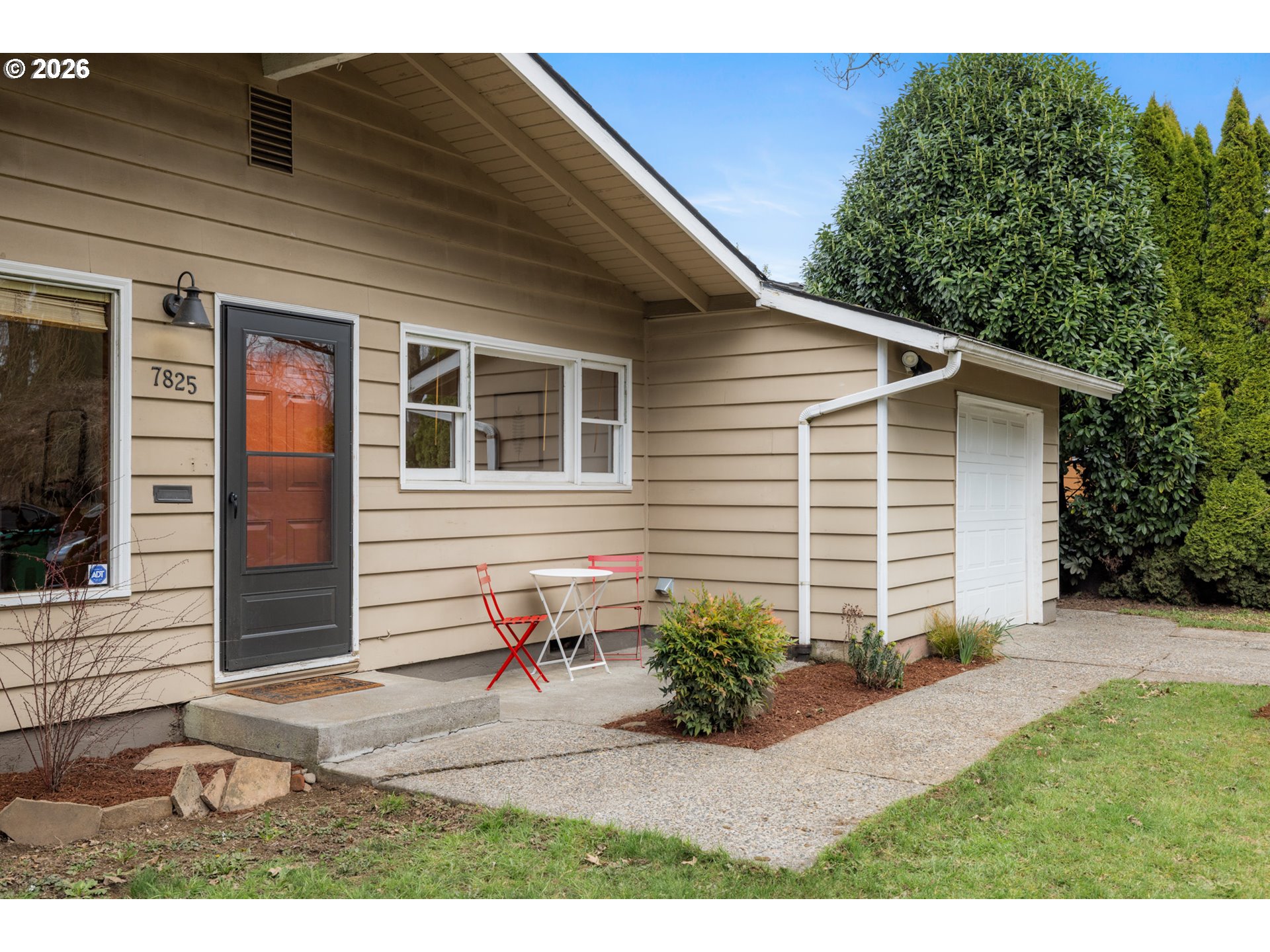 property viewer photo 38