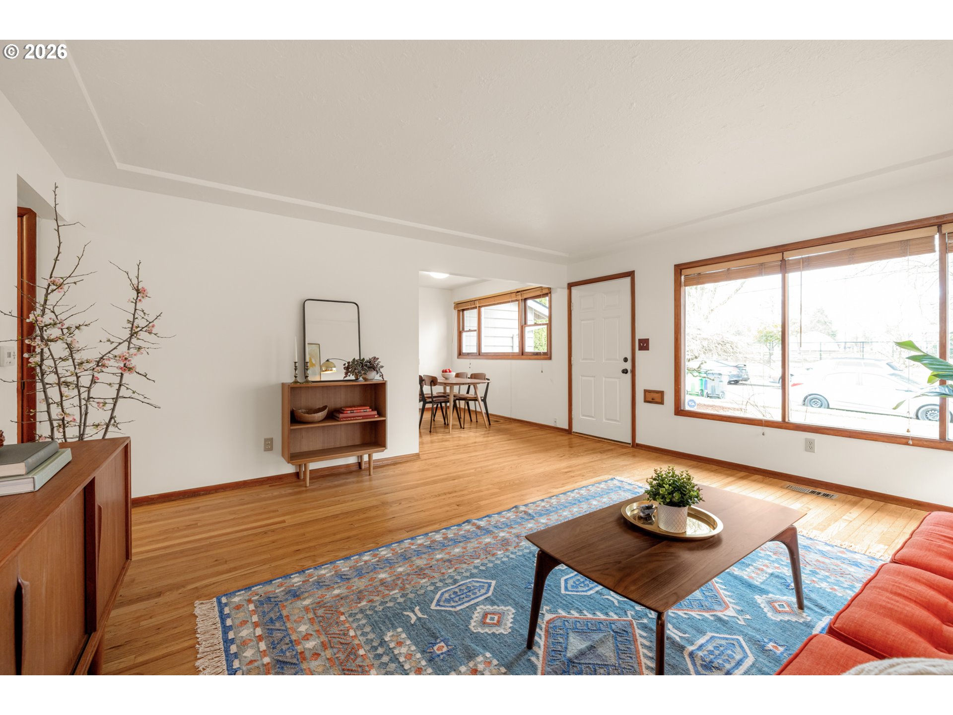 property viewer photo 5