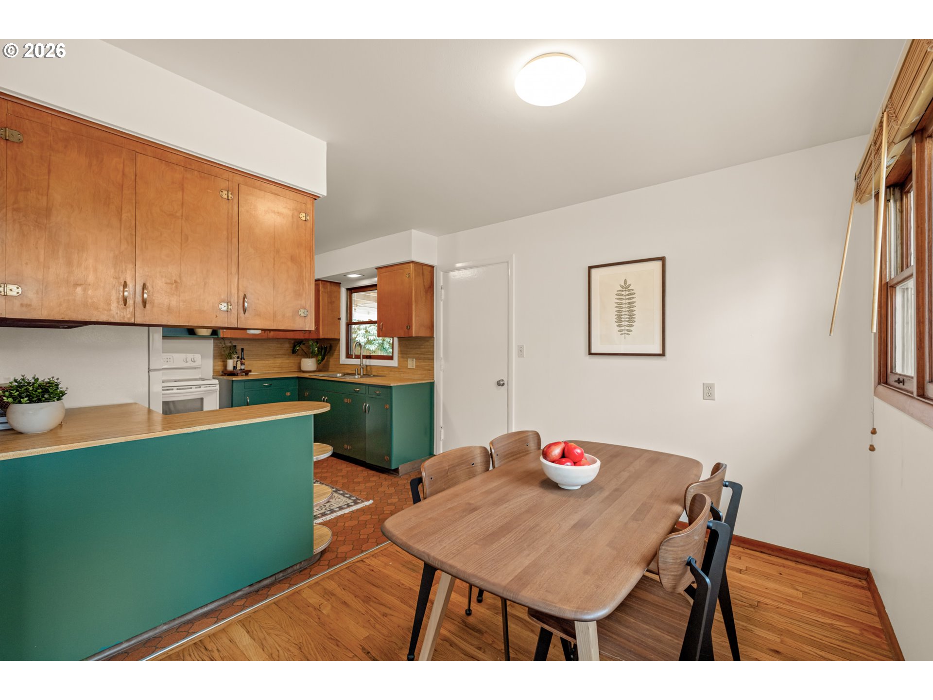 property viewer photo 9