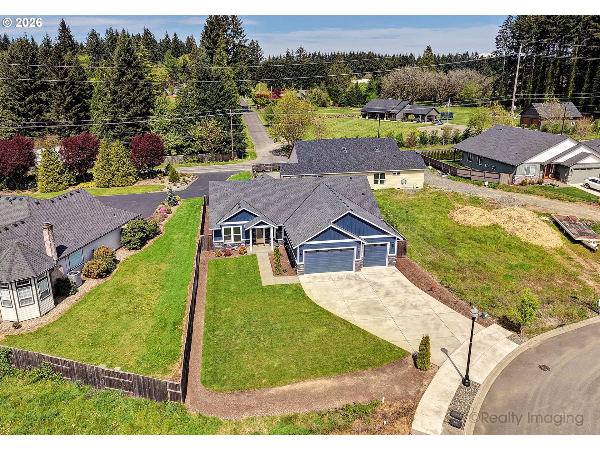 main property photo 40