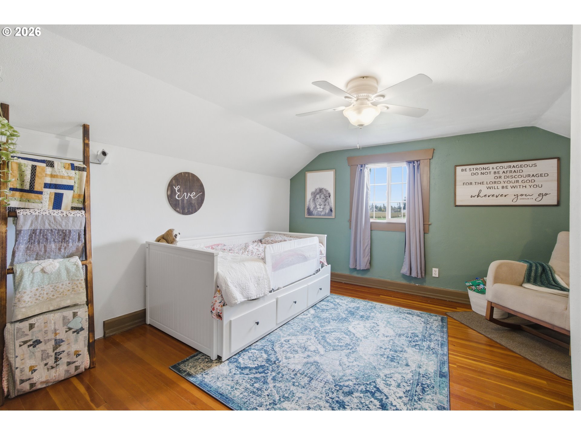 main property photo 20